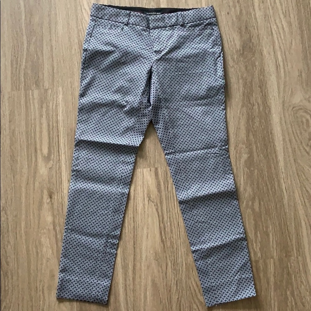 Banana republic printed navy and white pants